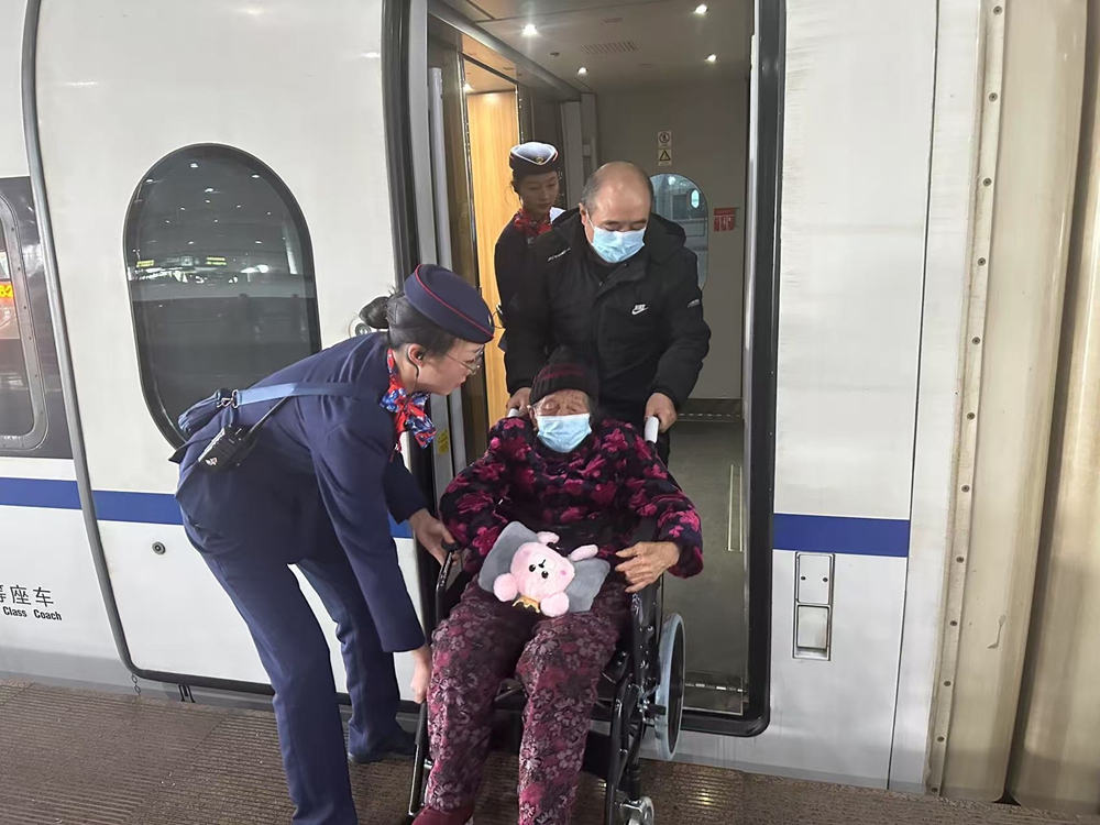 旁   微信图片_20250204192924.jpg
