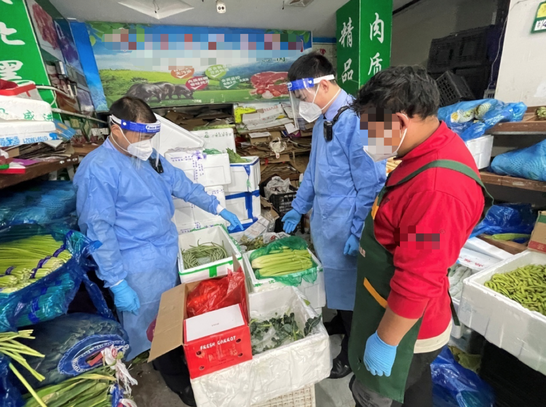 戚妈妈食品店哄抬蔬菜和生猪肉产品价格案 本文图均为&nbsp;上海市场监管微信公众号 图