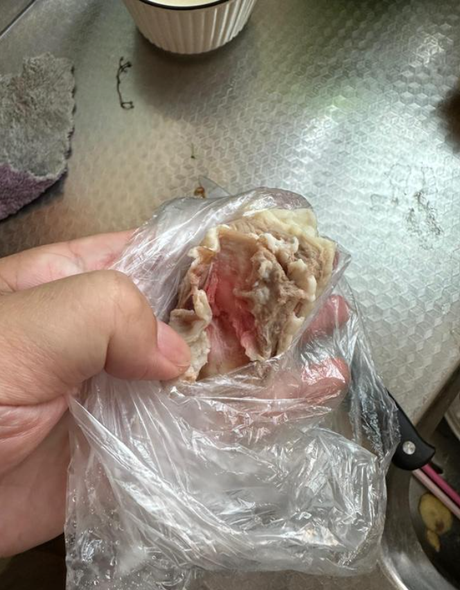 1698593796829872.png QQ截图20231029233610.png