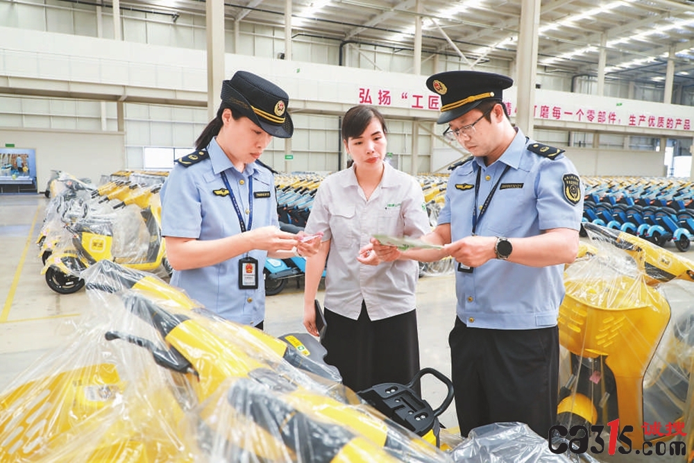 贵港市市场监管局走访电动车企业 宣传“新国标”落实情况 