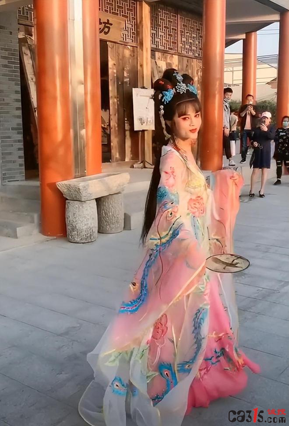 下载.jpg