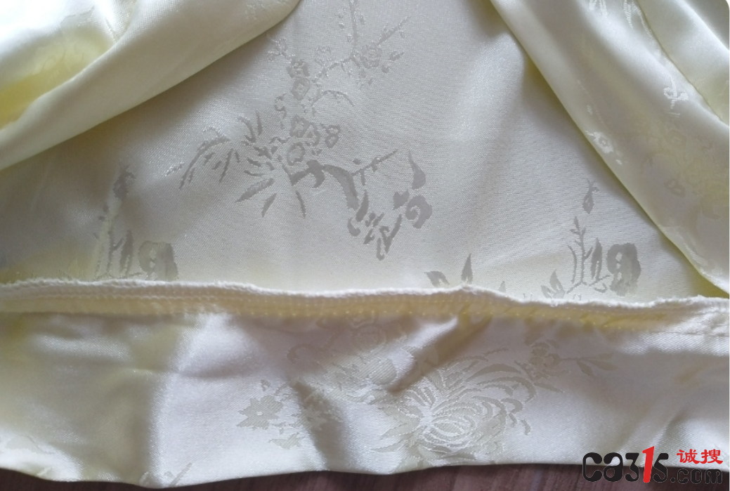 买到三无cos裙还被平台强制二选一?消费者维权遭淘宝"逼退"(图2) QQ20260303-220433.png