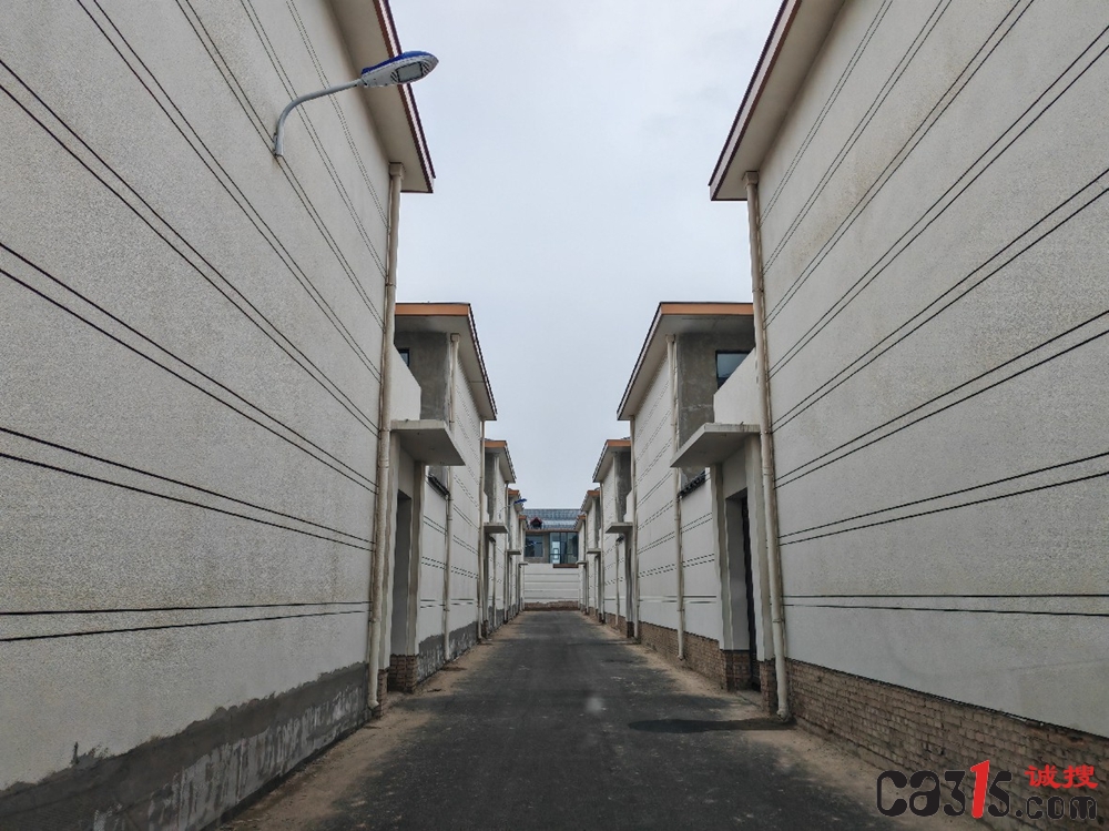 公益用地变身豪华别墅 文水县桥头村25栋别墅涉嫌违建引热议(图2) djEvQ1ZHd2NlUTlZM1F0RjlHbkxWaGdMLTRyMXN0N3daNksyd0t0S2pmRW9KQ0V0U1FacmlJMTZzNmxjZ0tBOGhTZmhzTnFjRUlLd1BjdndmRE1Gdk8tNVZfNl9ya2oxaXk1bVZqR01XNzhoSjQ9_副本.jpg